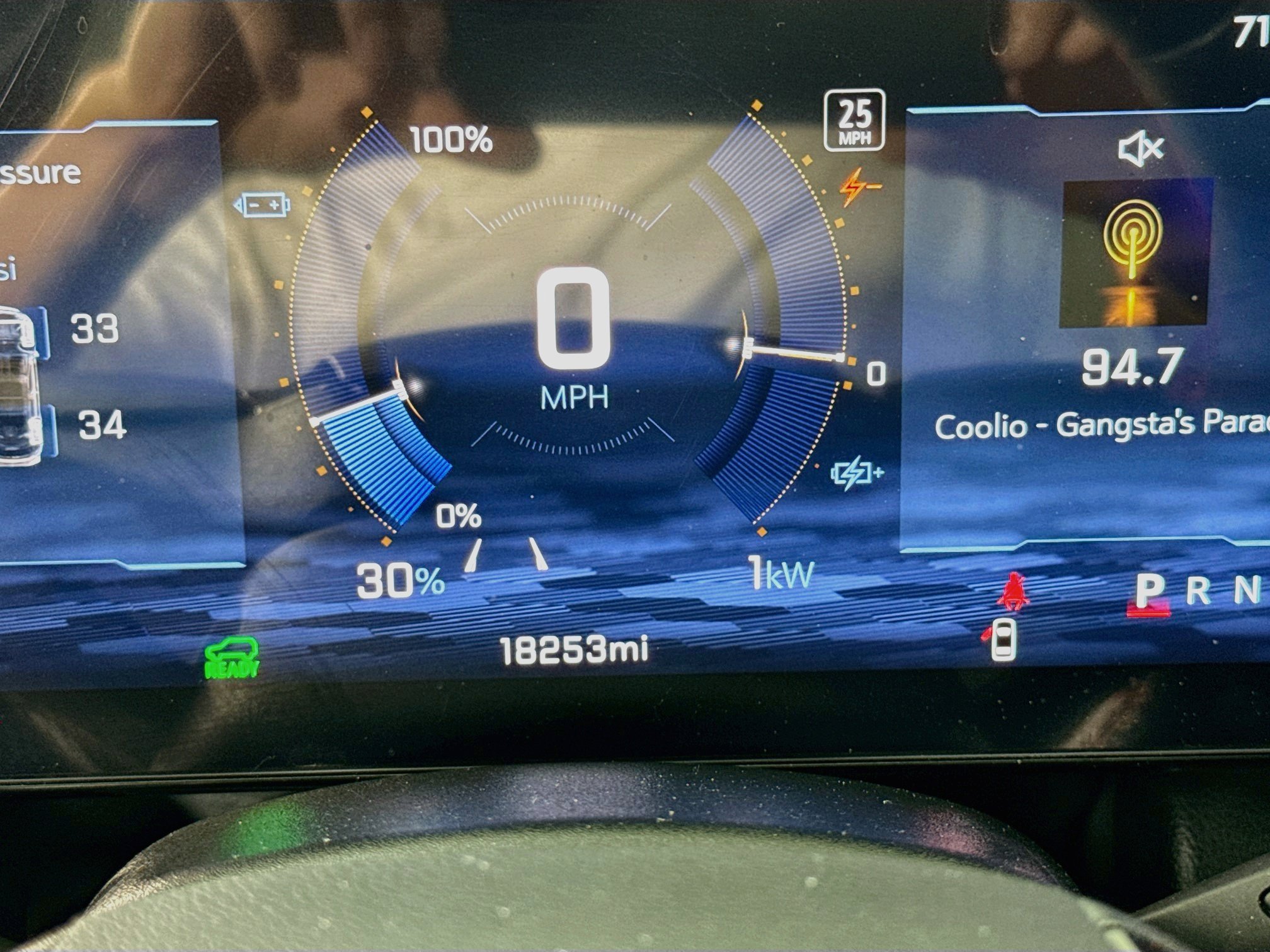 Used 2025 Chevrolet Equinox EV RS w/ Convenience Package II FWD image 14