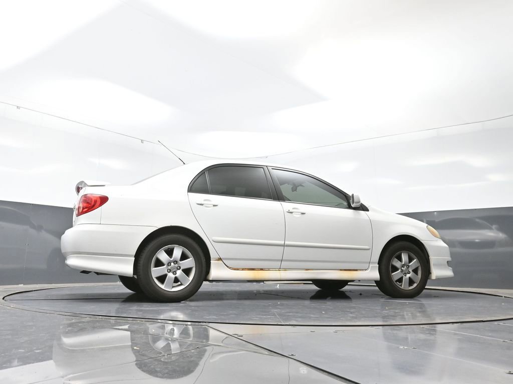 Used 2005 Toyota Corolla CE image 21