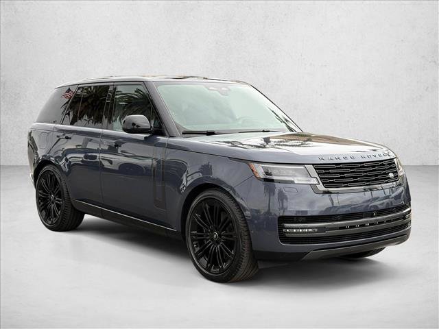 Used 2024 Land Rover Range Rover SE image 3