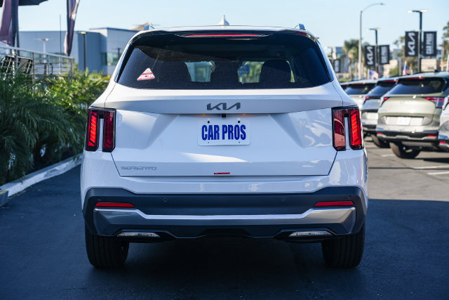 New 2026 Kia Sorento S w/ S Panoramic Sunroof Package FWD image 15