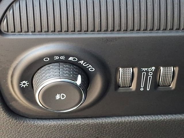 Used 2023 Jeep Wagoneer L Series III image 23