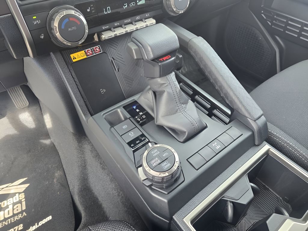 Used 2025 Toyota 4Runner TRD Off-Road image 19