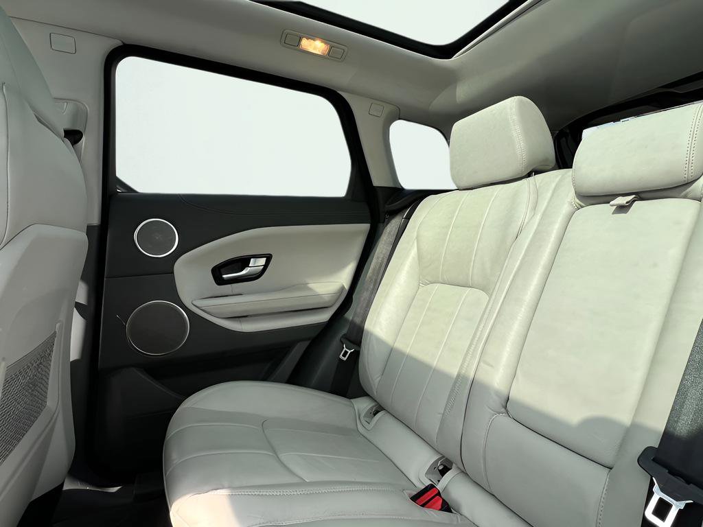 Used 2018 Land Rover Range Rover Evoque SE Premium AWD/4WD image 17