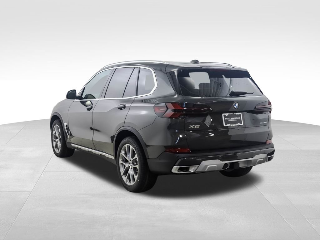 Used 2026 BMW X5 xDrive40i image 3