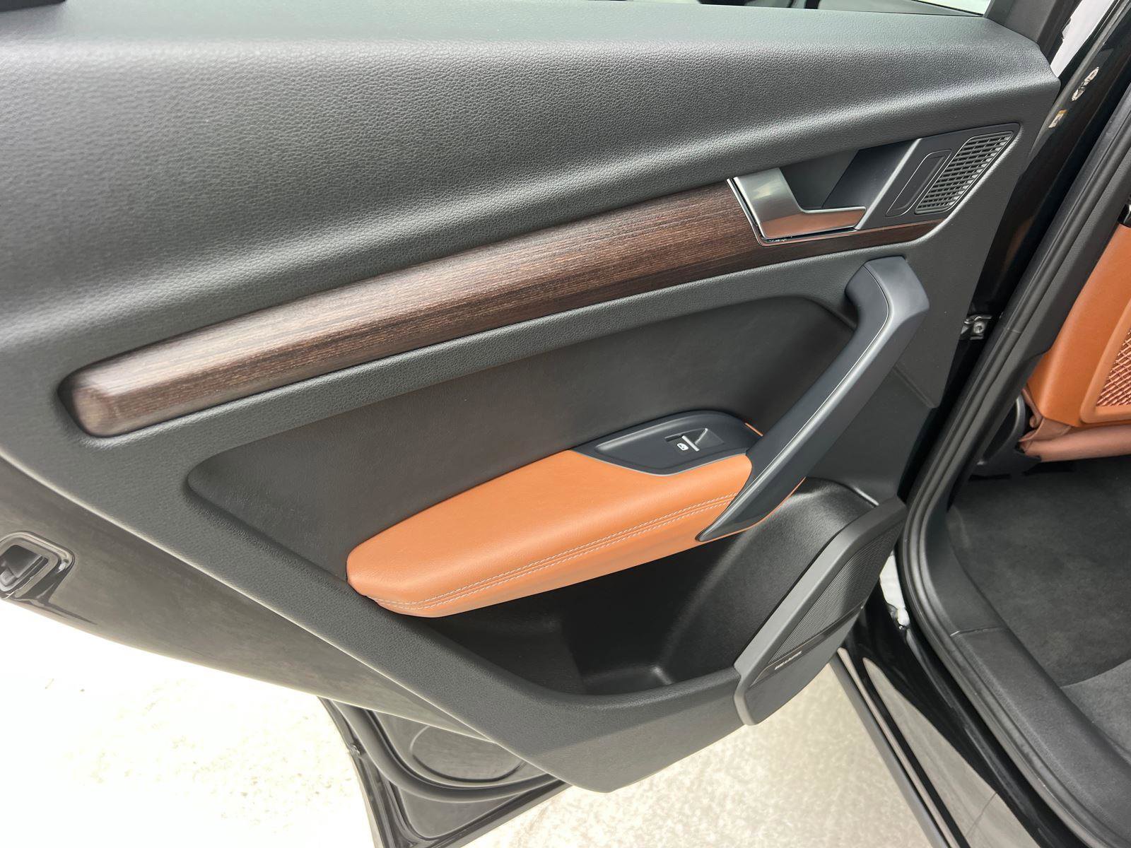 Used 2023 Audi Q5 2.0T Premium Plus w/ Premium Plus Package image 22