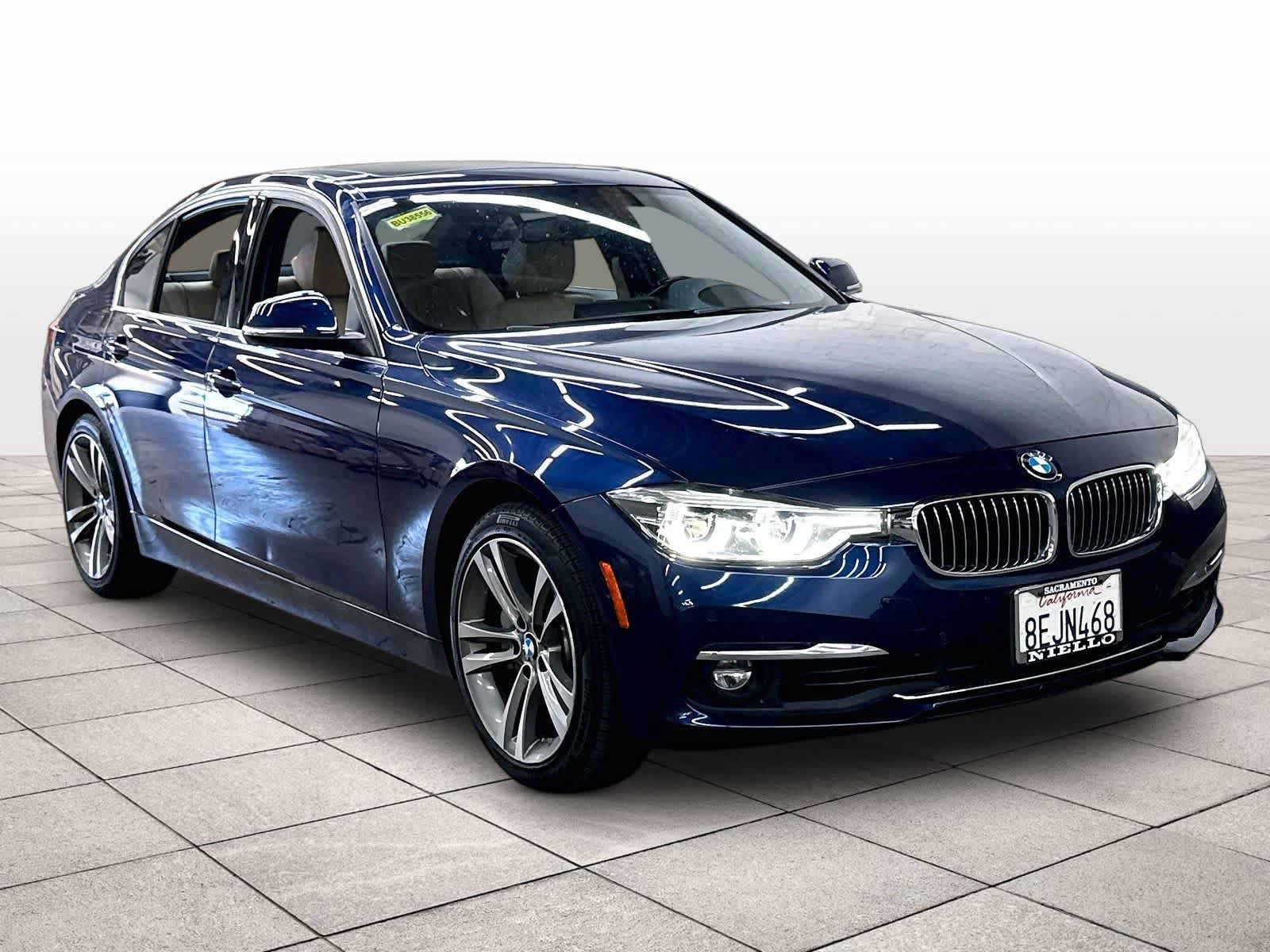 Used 2018 BMW 340i Sedan RWD image 2