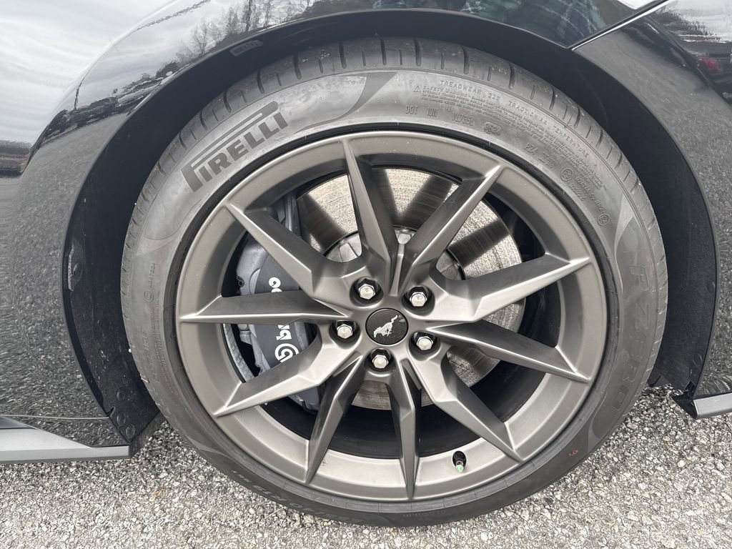 Used 2024 Ford Mustang Dark Horse image 15