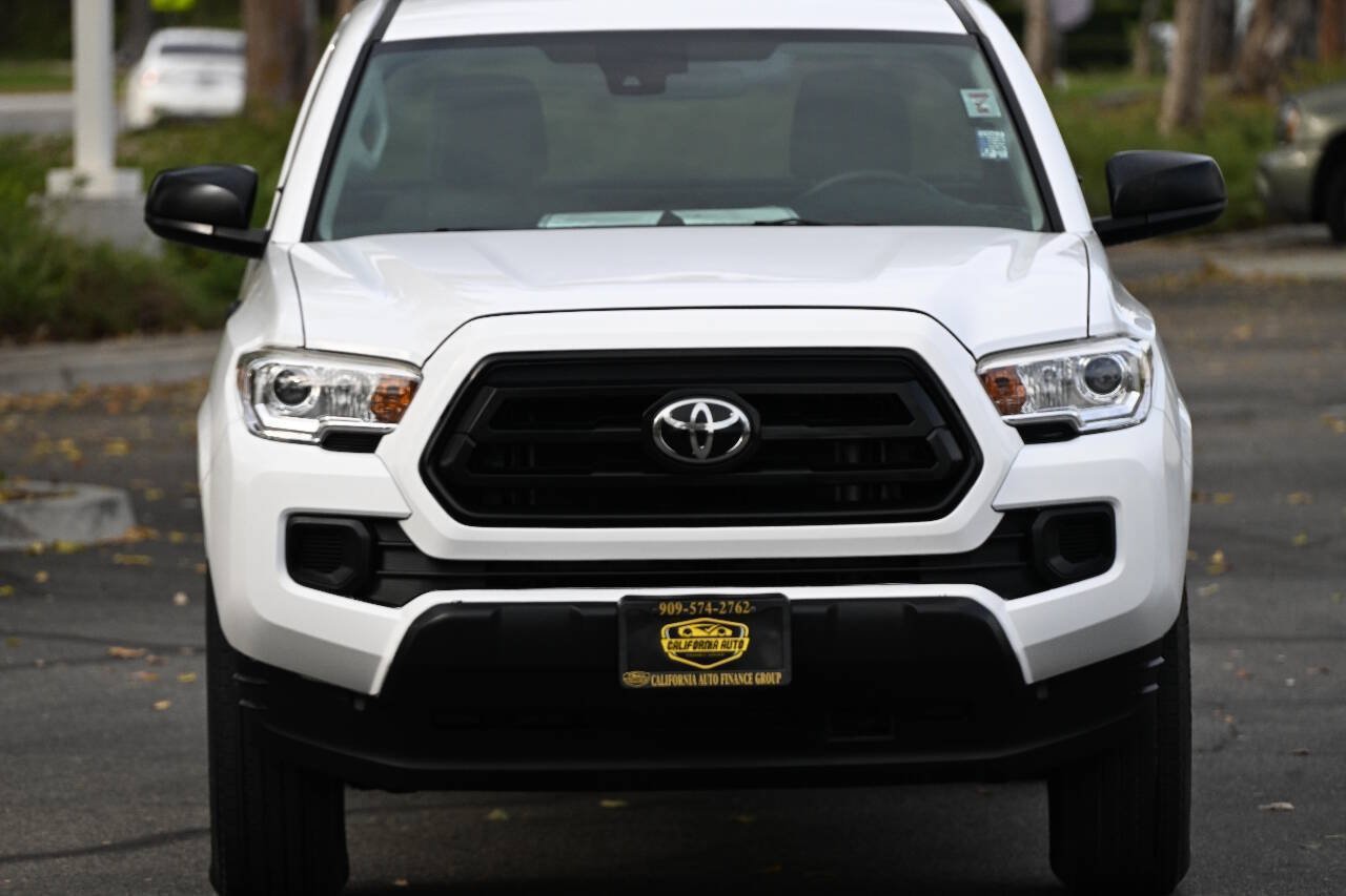 Used 2020 Toyota Tacoma SR RWD image 4