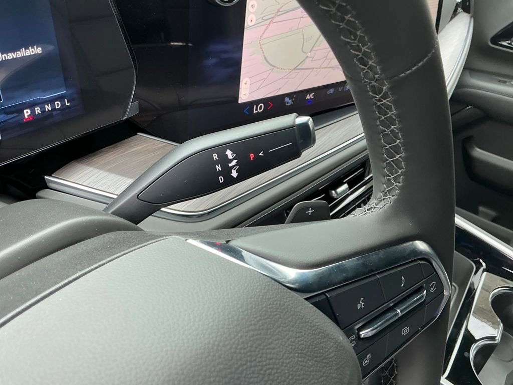 New 2026 Chevrolet Suburban LT w/ Comfort Package image 24