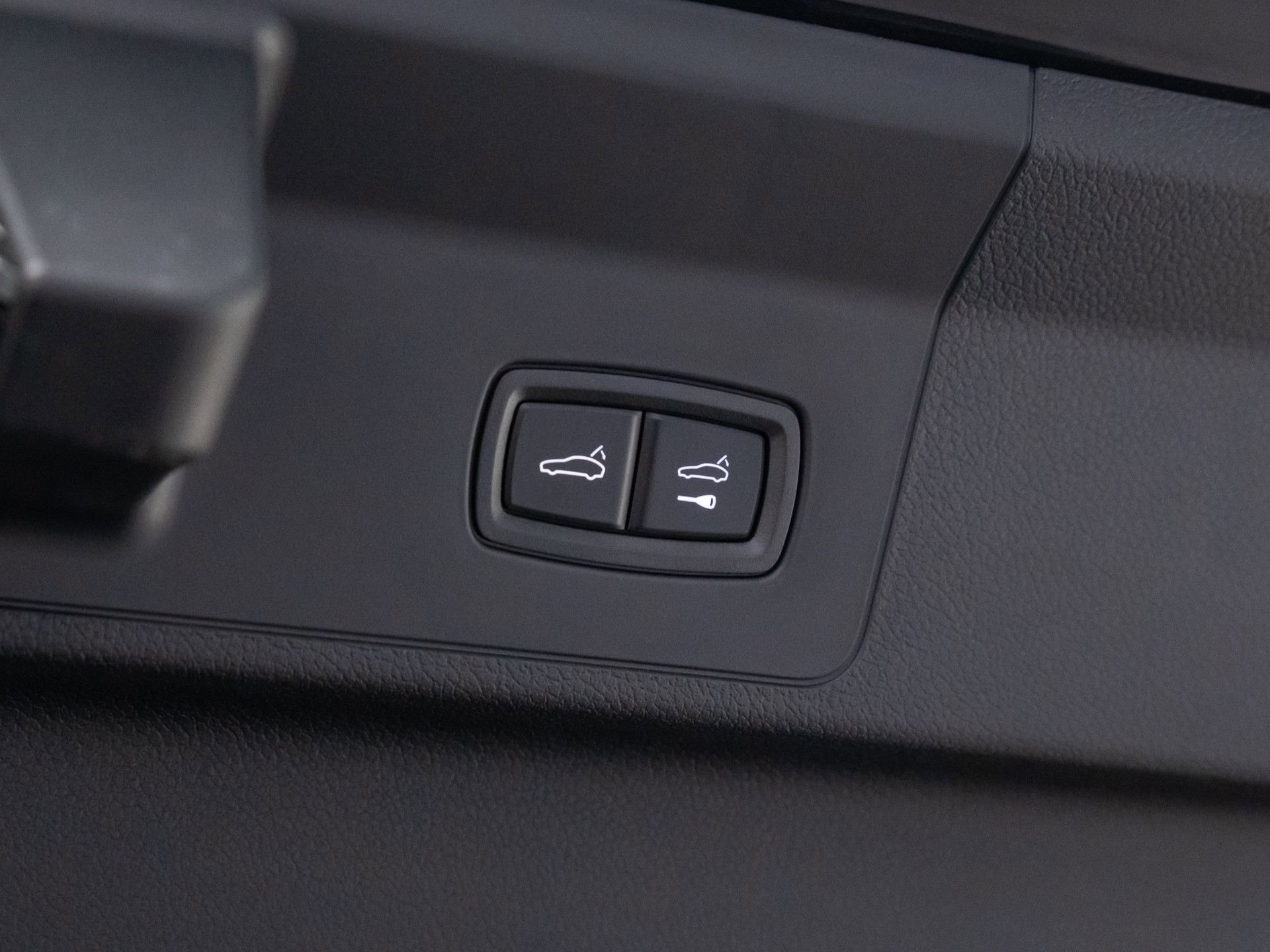 Used 2024 Porsche Panamera image 32