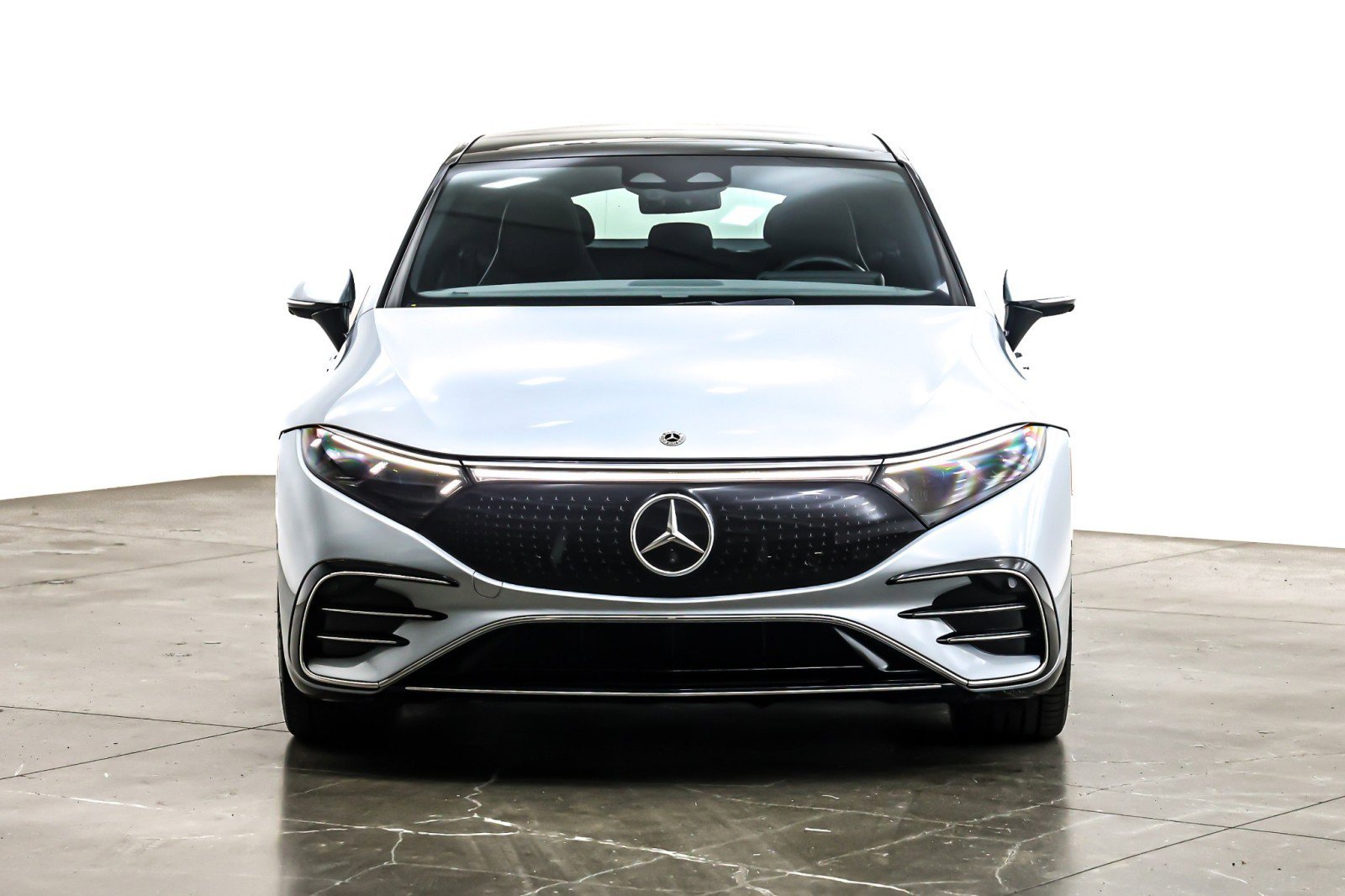 Used 2022 Mercedes-Benz EQS 450+ Sedan image 4