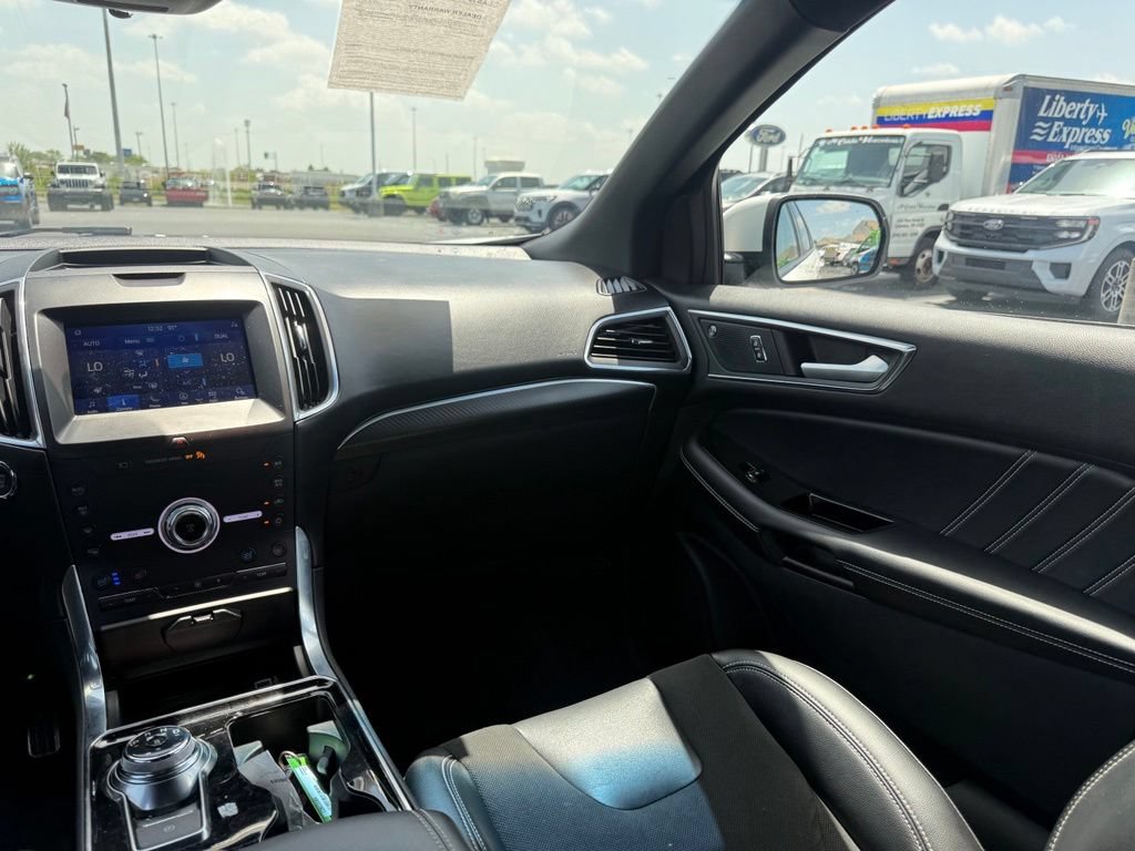 Used 2020 Ford Edge ST w/ Equipment Group 401A AWD/4WD image 45