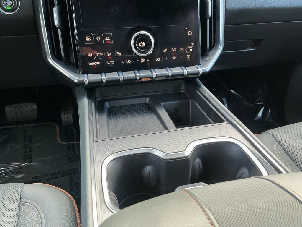 Used 2025 GMC Acadia AT4 w/ Super Cruise Package AWD/4WD image 12