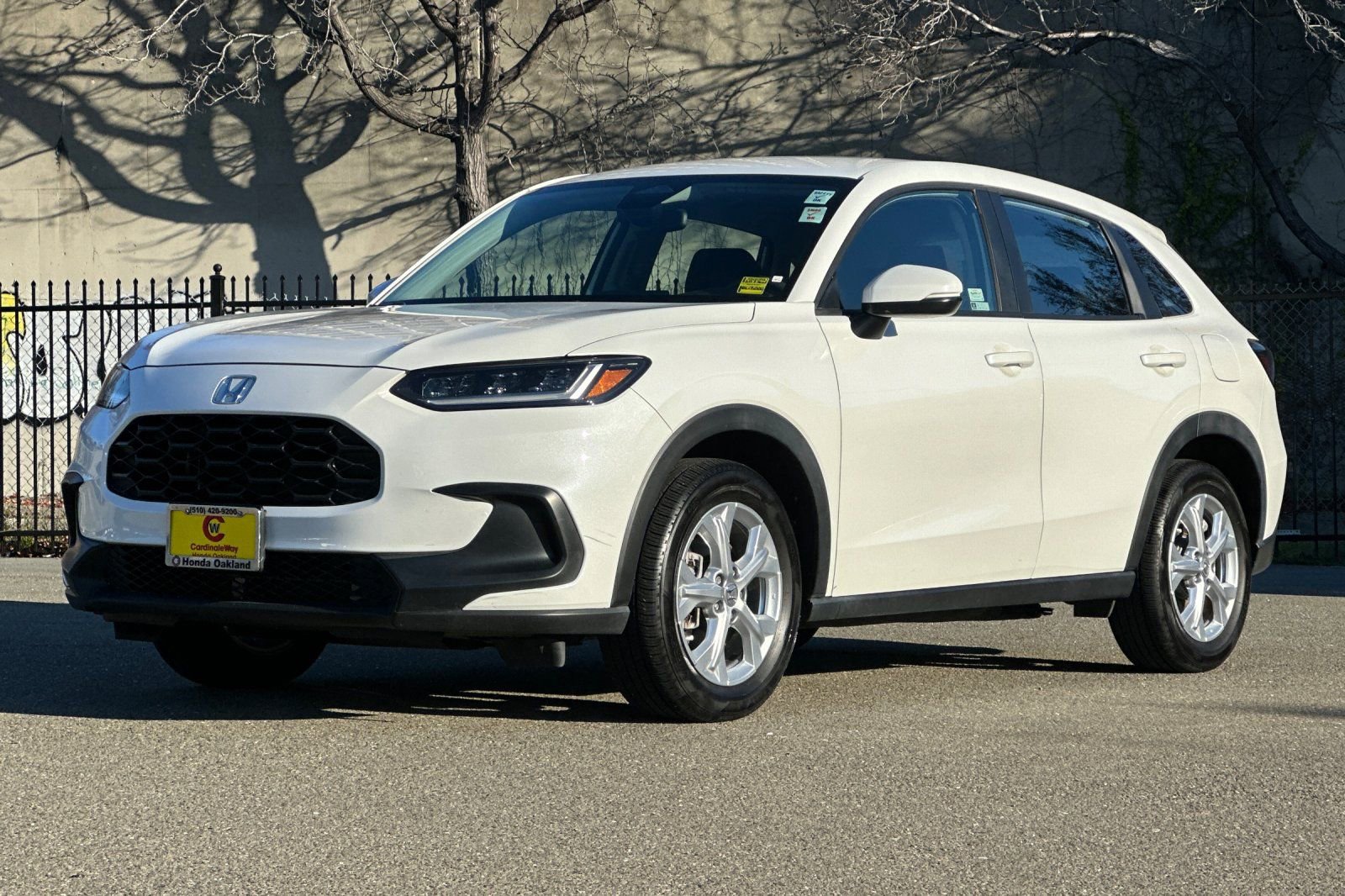 Used 2023 Honda HR-V LX image 9