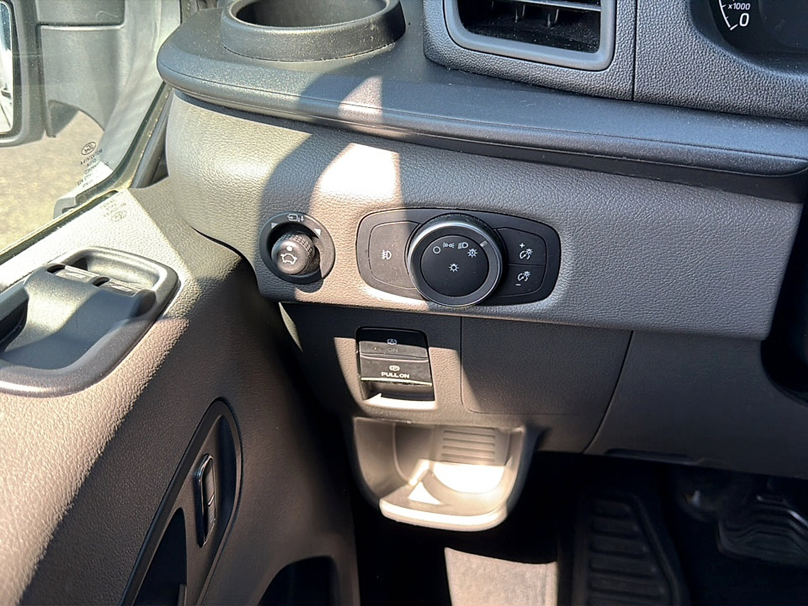 Used 2023 Ford Transit 350 XLT RWD image 9