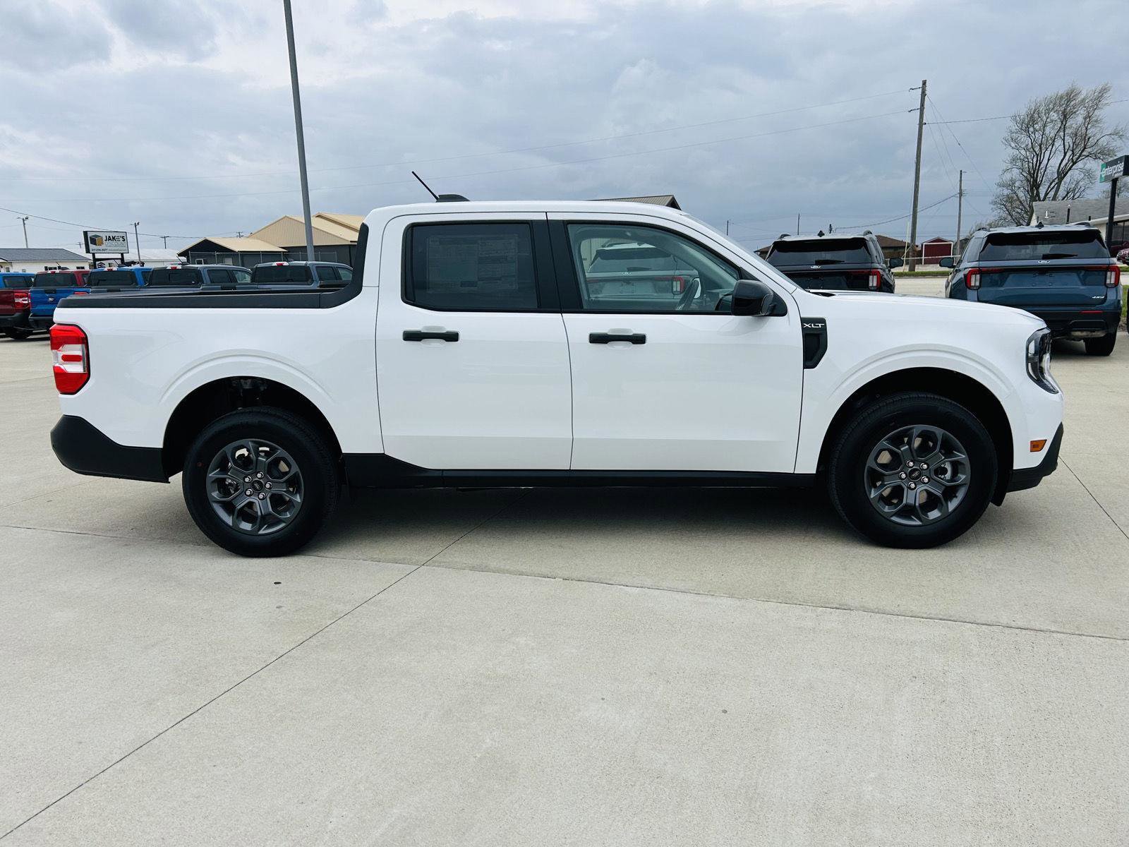 New 2026 Ford Maverick XLT w/ XLT Luxury Package image 37