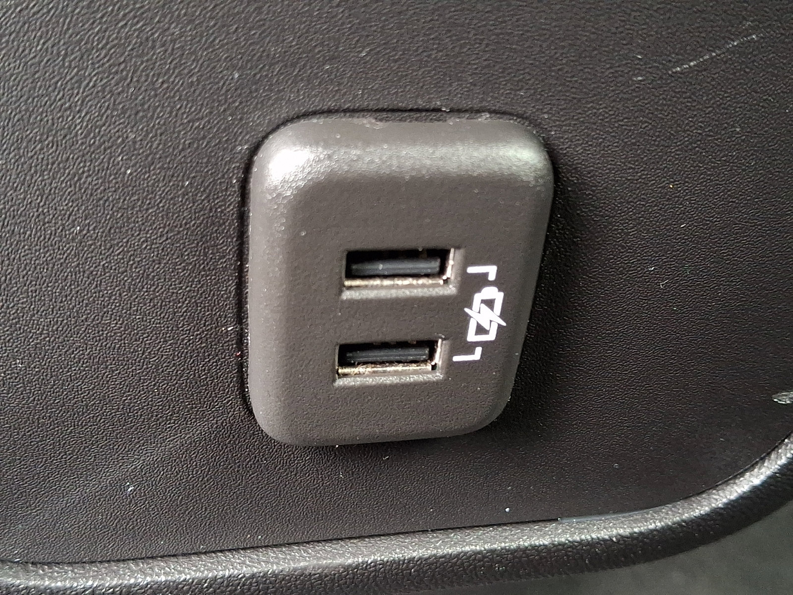 Used 2018 GMC Terrain SLE w/ Driver Convenience Package image 11