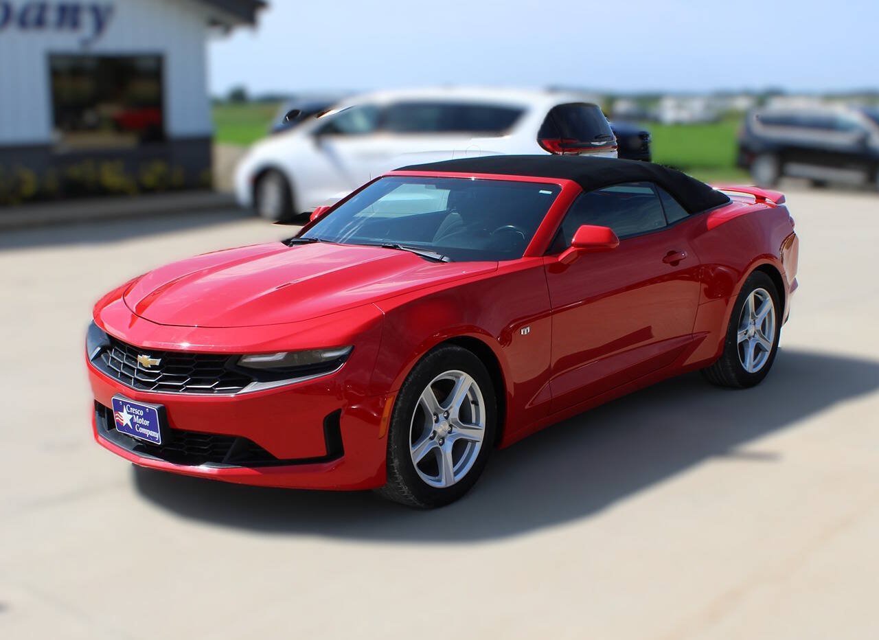 Used 2019 Chevrolet Camaro LT RWD image 3