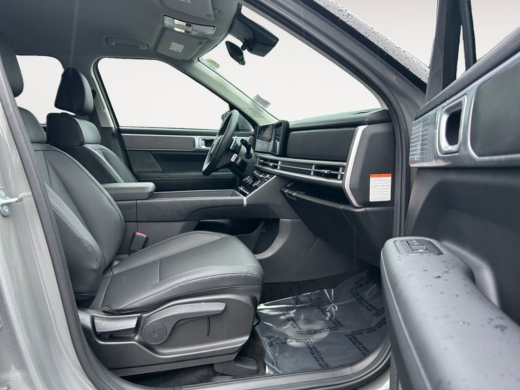 Used 2025 Hyundai Santa Fe SEL image 10