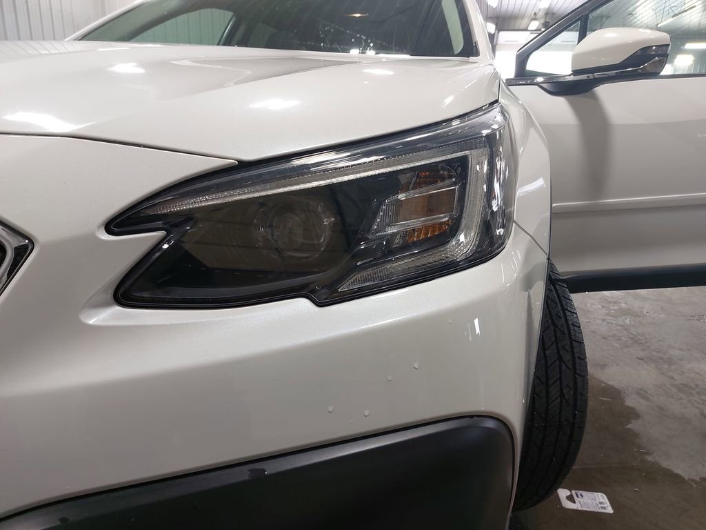 Used 2022 Subaru Outback Premium AWD/4WD image 33