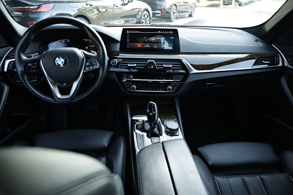 Used 2020 BMW 540i xDrive w/ Premium Package image 26