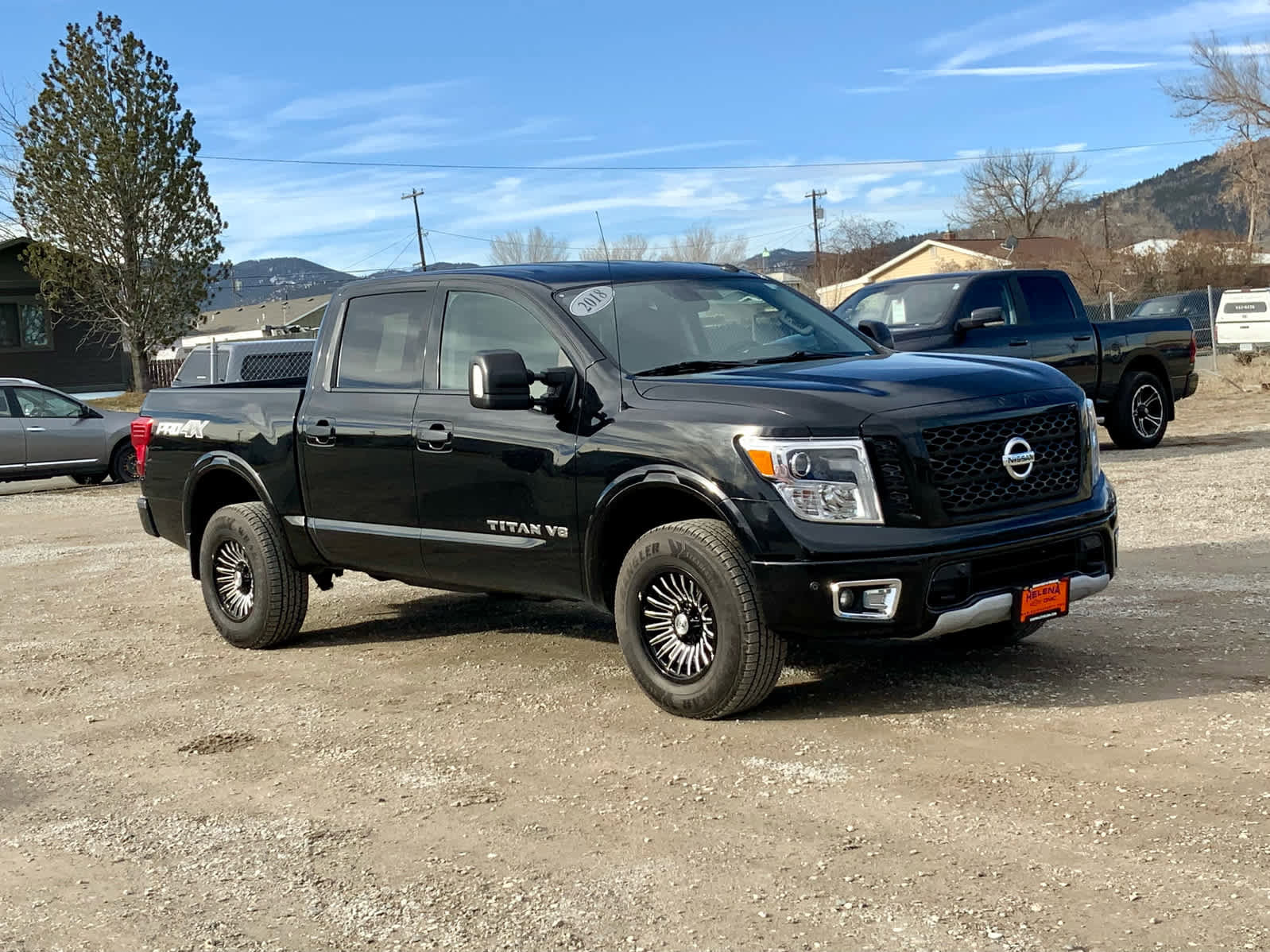 Used 2018 Nissan Titan PRO-4X image 7