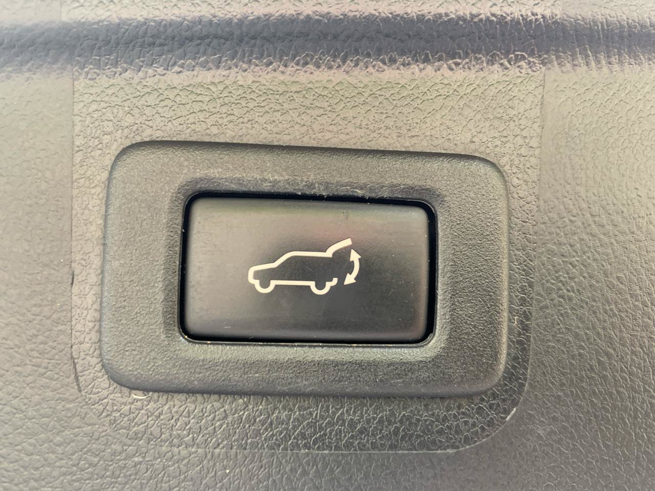Used 2016 Subaru Outback 2.5i Limited AWD/4WD image 30