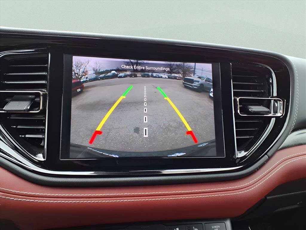 Used 2022 Dodge Durango SRT w/ Premium Interior Group image 18