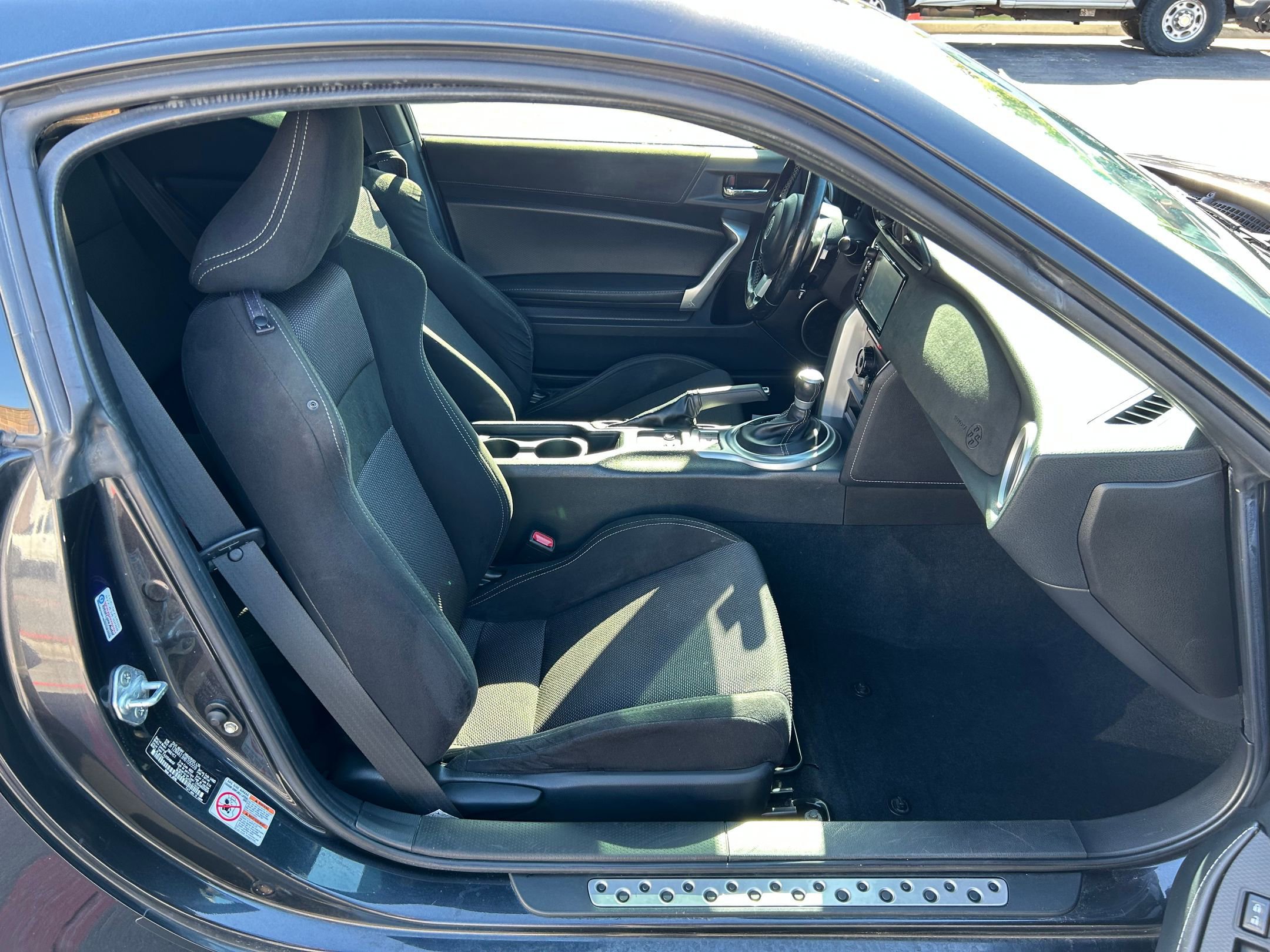 Used 2017 Toyota 86 RWD image 29