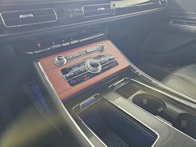 Used 2024 Lincoln Aviator Reserve image 30