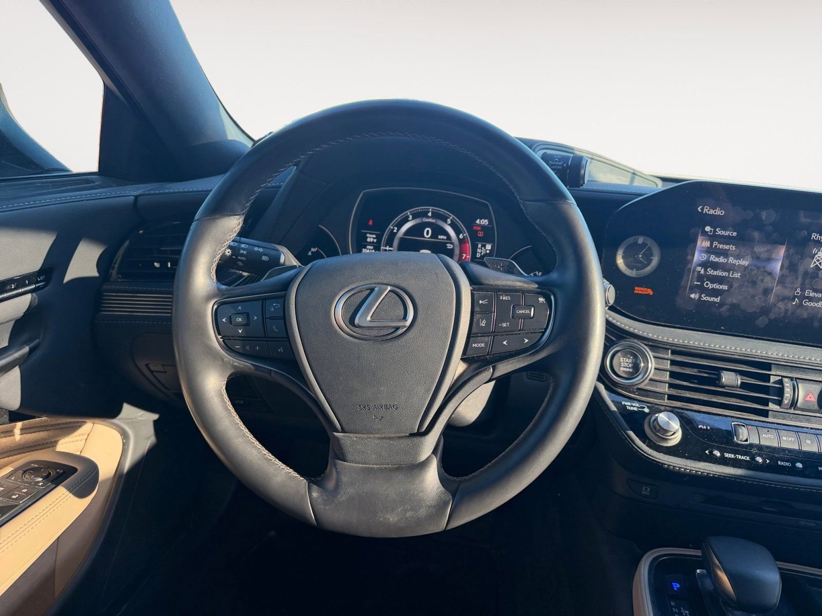 Used 2022 Lexus LS 500 image 12