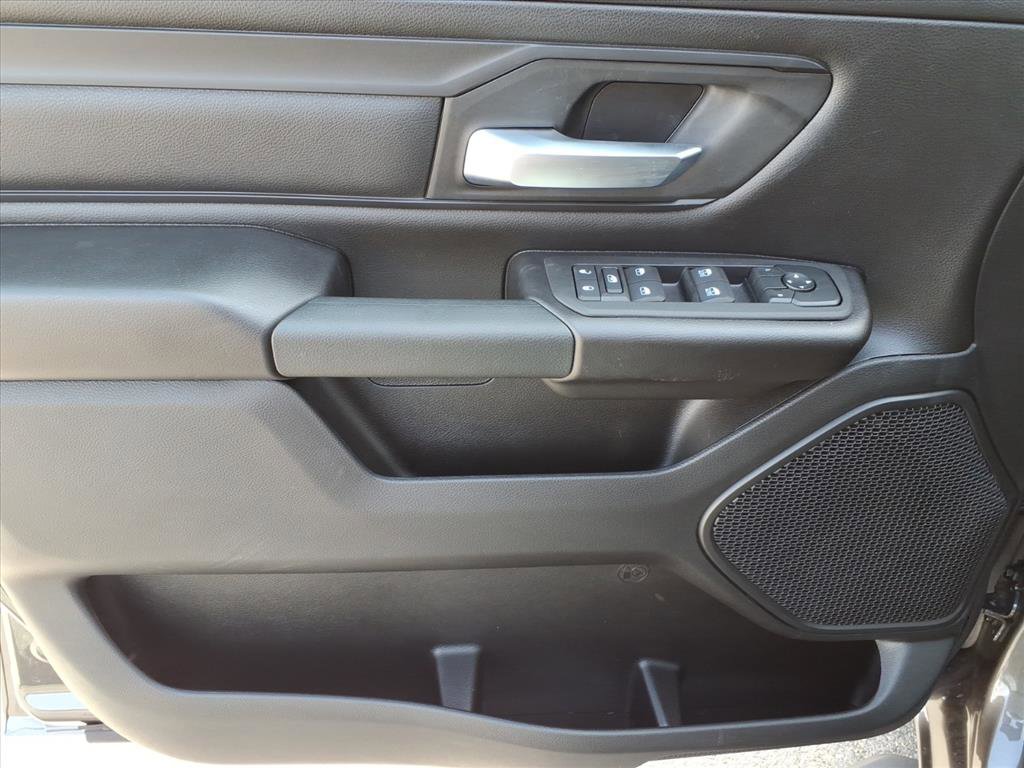 New 2026 RAM 1500 Express image 15