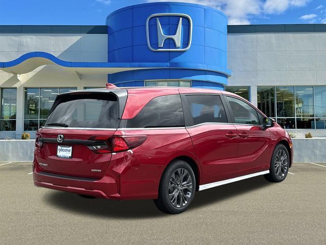 New 2026 Honda Odyssey Touring image 4