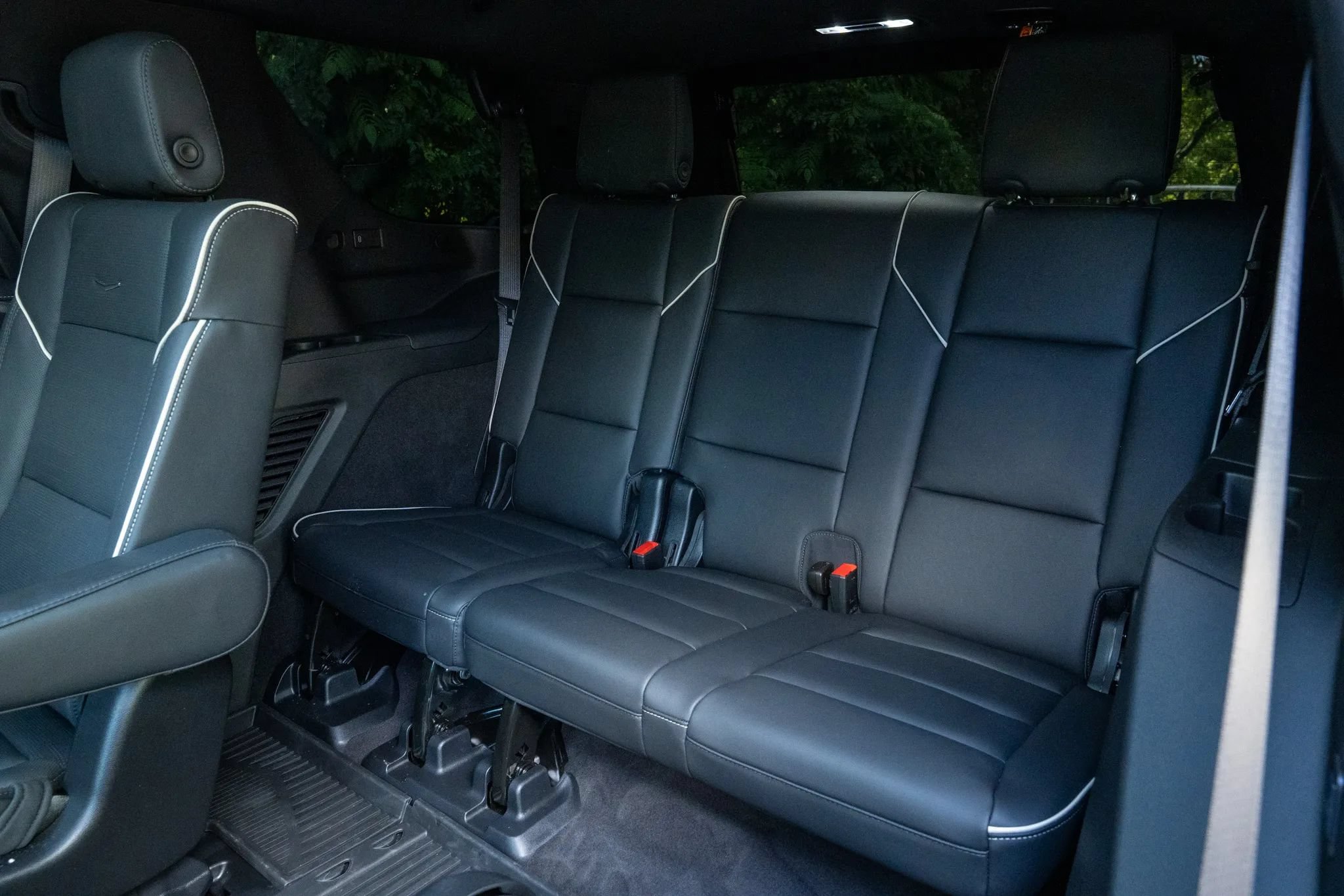 Used 2026 Cadillac Escalade Luxury w/ Touring Package AWD/4WD image 15