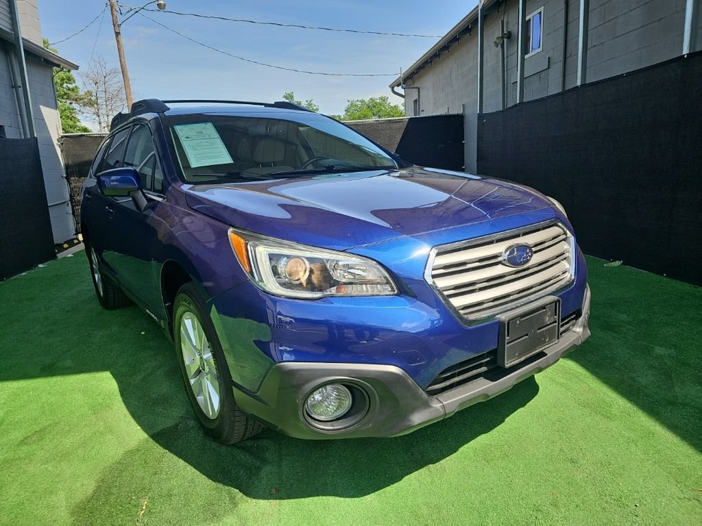 Used 2017 Subaru Outback 2.5i Premium AWD/4WD image 2