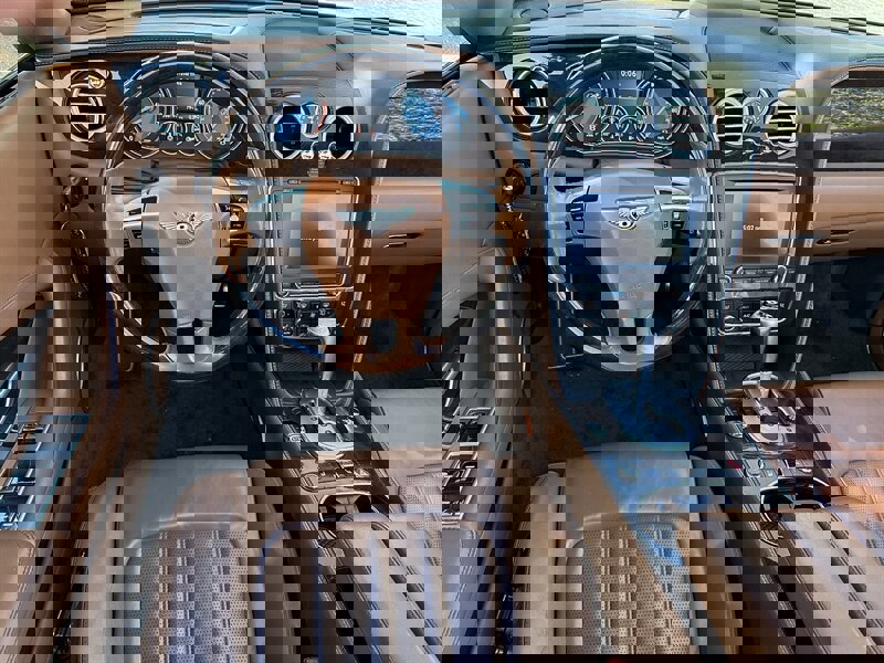 Used 2015 Bentley Continental GT V8 S image 25