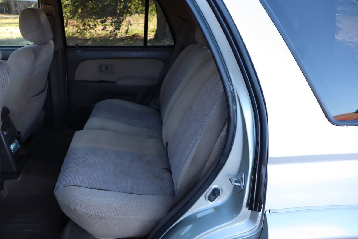 Used 2000 Toyota 4Runner SR5 w/ Upgrade Value Pkg 4 image 20