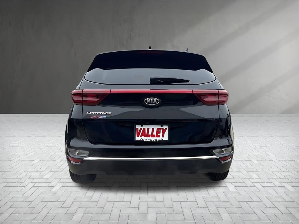Used 2022 Kia Sportage LX image 8