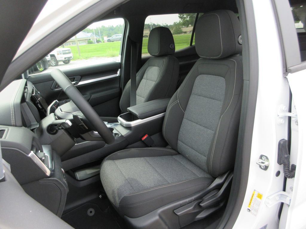 New 2027 GMC Terrain Elevation w/ Black Edition FWD image 9