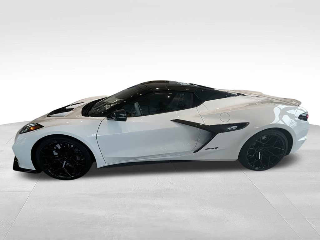 Used 2025 Chevrolet Corvette ZR1 w/ Stealth Interior Trim Package RWD image 5