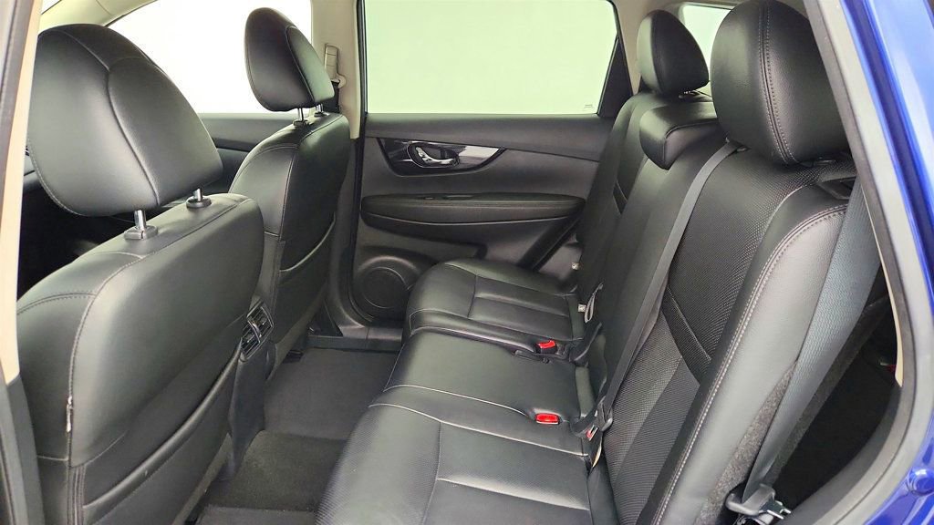 Used 2020 Nissan Rogue SL image 20