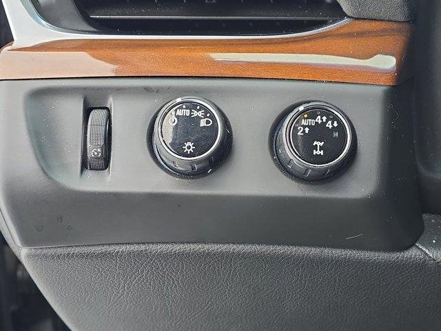 Used 2020 Cadillac Escalade Luxury image 25