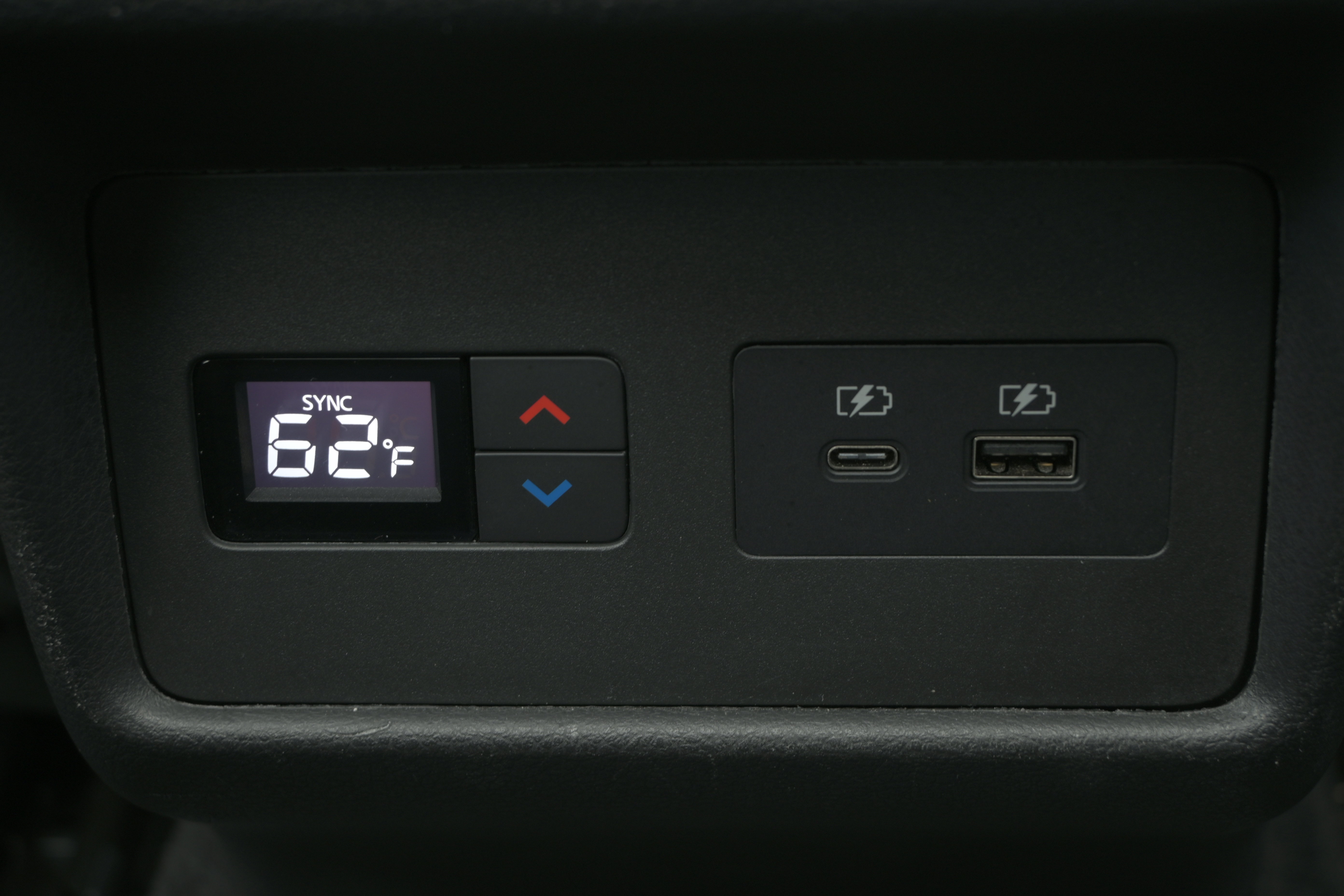 Used 2023 Nissan Rogue SL w/ SL Premium Package FWD image 13