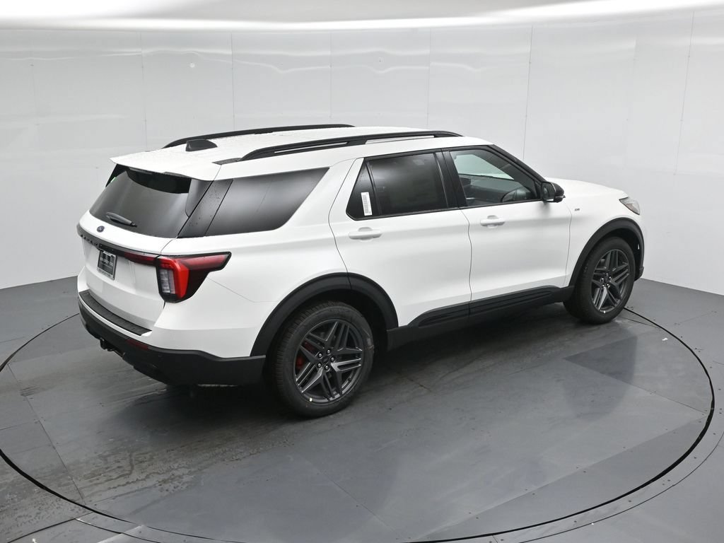 New 2026 Ford Explorer ST-Line w/ ST-Line Street Pack RWD image 41