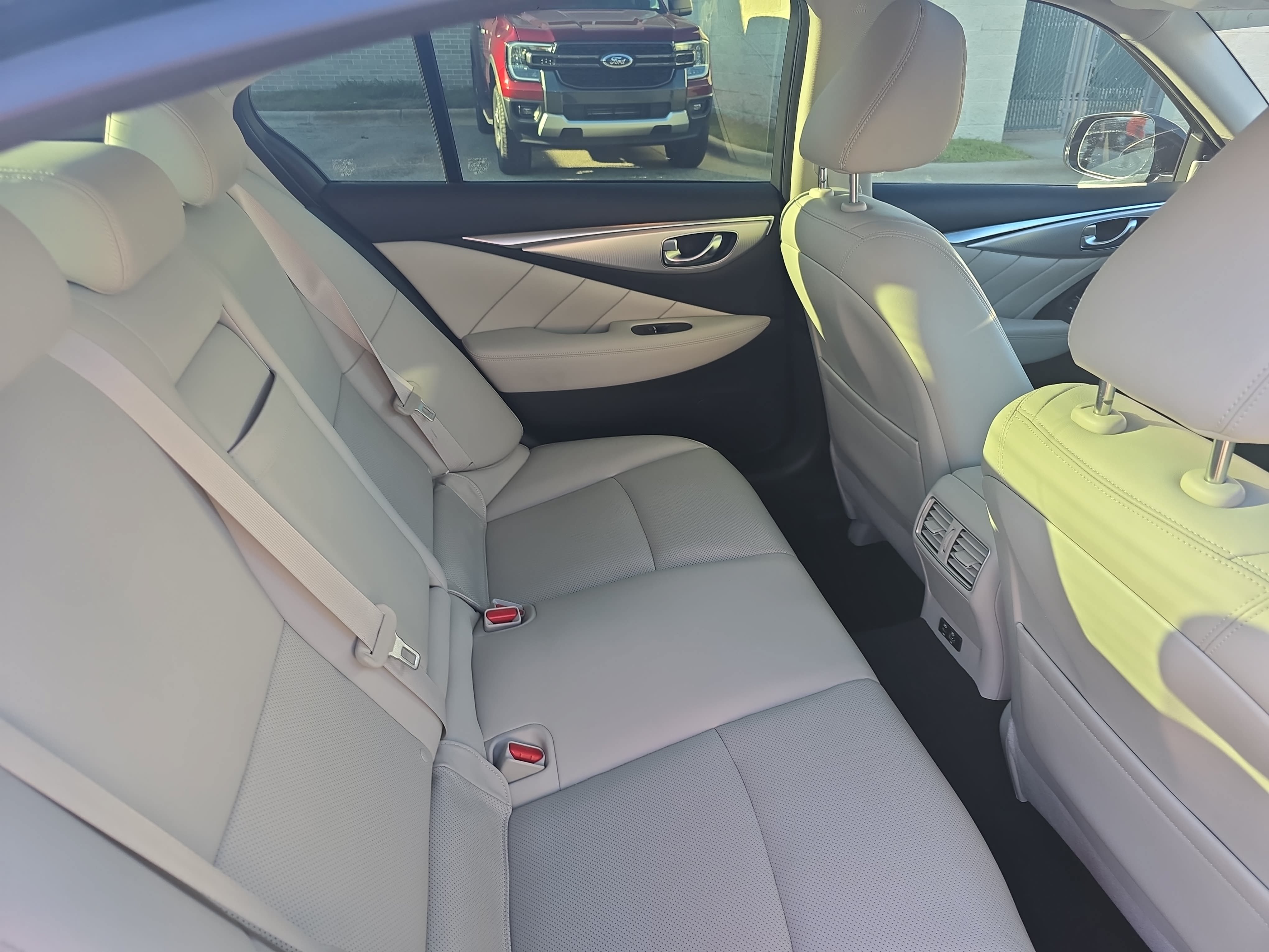 Used 2023 INFINITI Q50 Luxe w/ Cargo Package RWD image 13