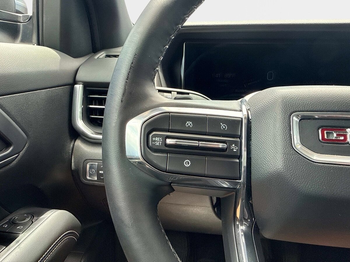 Used 2026 GMC Terrain Elevation w/ Elevation Premium Package AWD/4WD image 29
