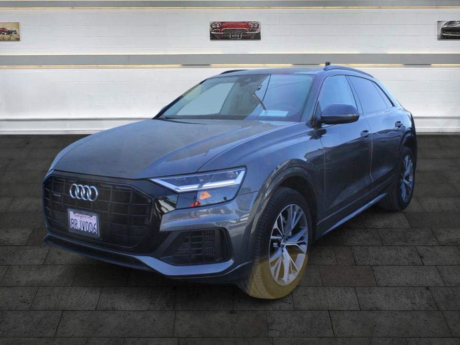 Used 2020 Audi Q8 Premium w/ Black Optic Package image 3