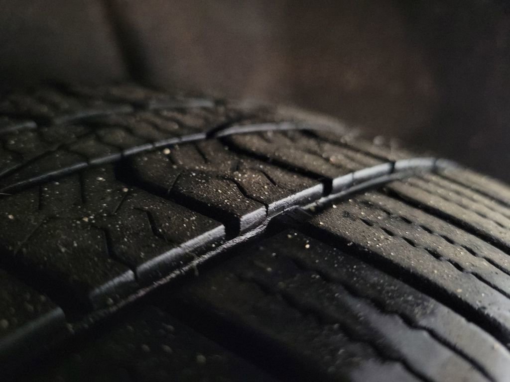 Used 2017 Chevrolet Volt LT w/ Comfort Package image 12