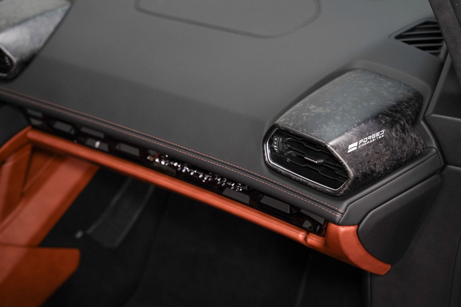 Used 2021 Lamborghini Huracan EVO image 30