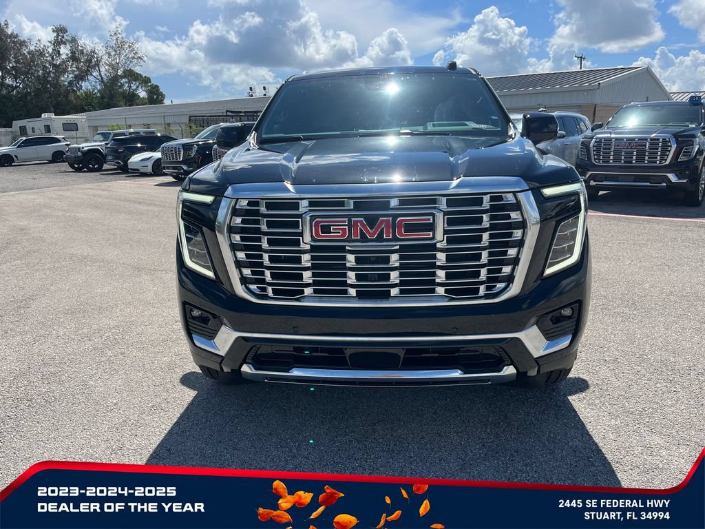 New 2026 GMC Yukon Denali w/ Denali Reserve Package AWD/4WD image 2